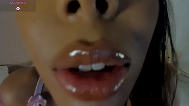 צ'אט XXX בשידור חי של liz_grant