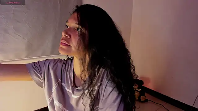 _aish_a's Live XXX Chat
