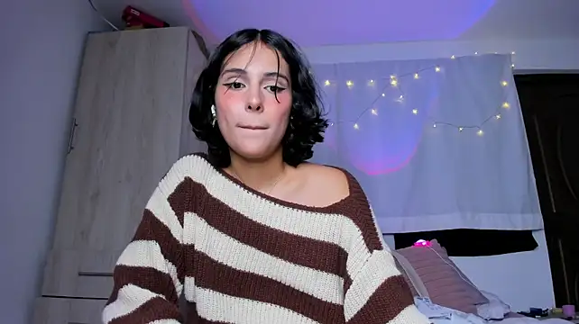 liia_collins_'s Live XXX Chat