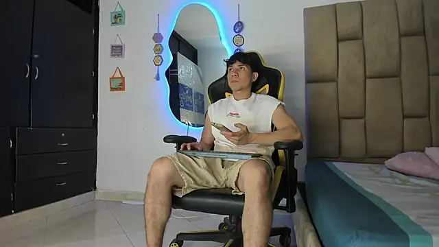Živý XXX chat camilo_estradaa