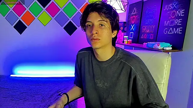 Marcoviolet Chat XXX in diretta