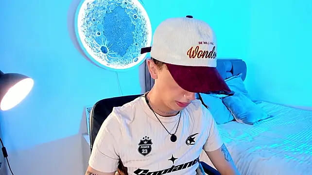 Chat XXX Live Timothy_ros