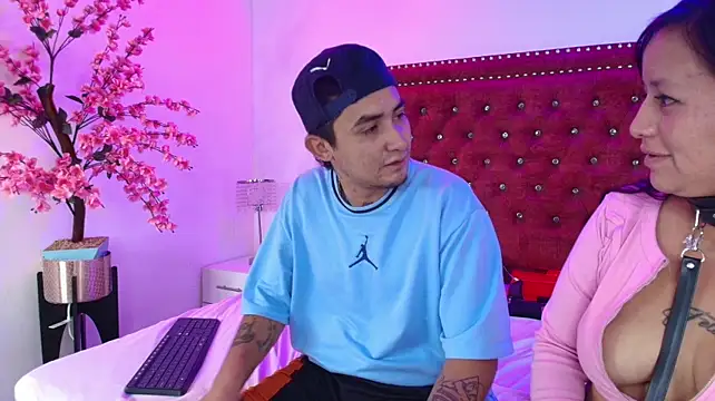Amber_and_bill's Live XXX Chat