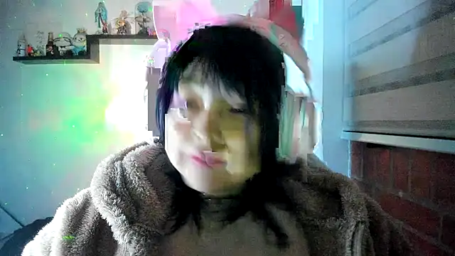 Shaddycute_のライブXXXチャット