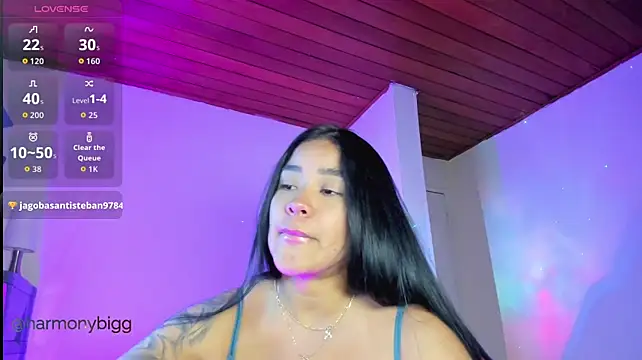 צ'אט XXX בשידור חי של harmony_bigbreasts