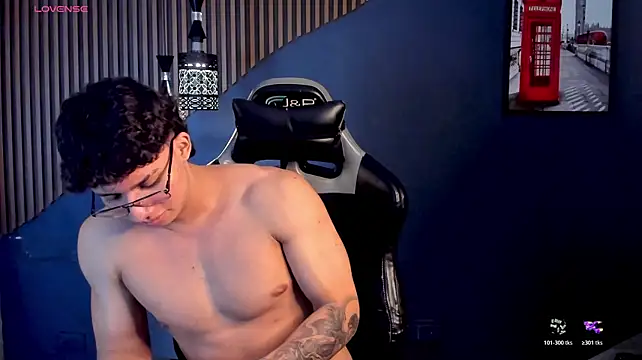 Živý XXX chat Axxel_Muscle