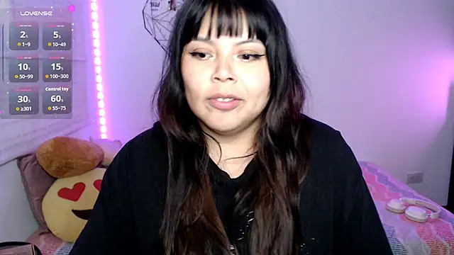 XXX chat uživo modela EllieMoonX