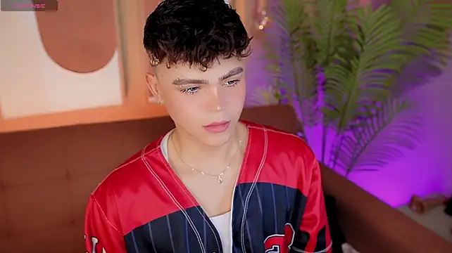 XXX chat uživo modela PRINCE_STEV