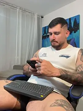 Czat XXX na żywo – DimitriSullivan_