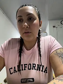 KittyObsession লাইভ XXX চ্যাট