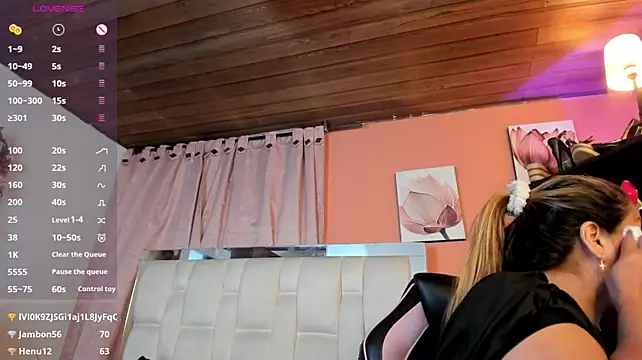LiaTaylorr 라이브 XXX 채팅