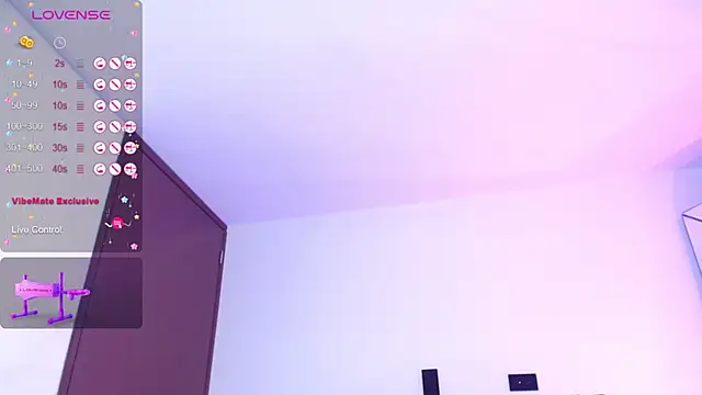 puca_ebony's Live XXX Chat