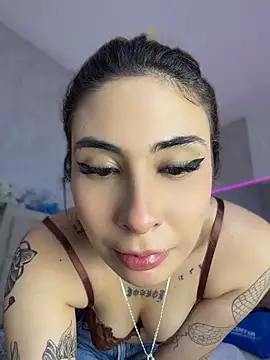 nini_love01 Live XXX-Chat