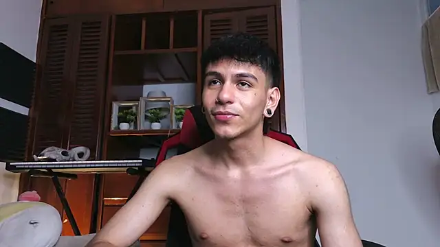 دردشة Austin_falcon الجنسية المباشرة