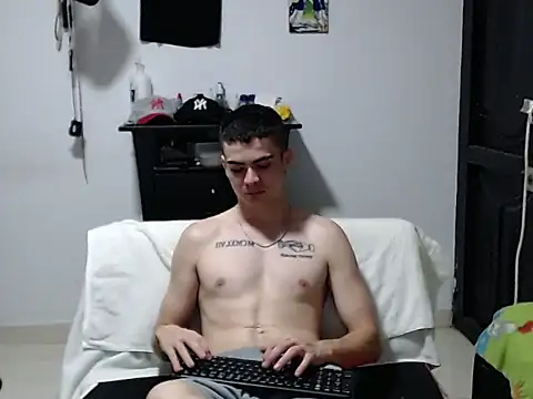 Czat XXX na żywo – Zac_Efront