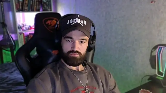 Živý XXX chat _Serious_Man