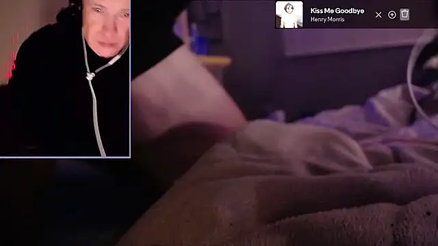 XXX chat uživo modela Snarfle82