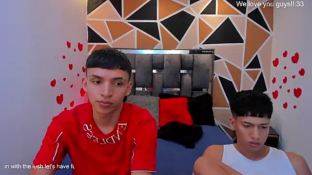 Juan_Nd_Steven's Live XXX Chat