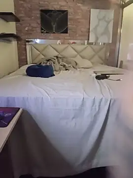 AlphaMasterXxx Adlı Modelin Canlı XXX Sohbeti