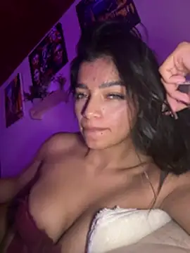 AgathaGeorgiou Live XXX Chat