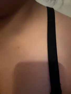 kimmiakiss22 Adlı Modelin Canlı XXX Sohbeti