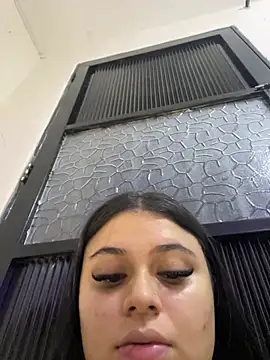 alissonfernandez_ Chat XXX in diretta