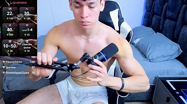 Chat +18 de Luke_Muscle ao vivo