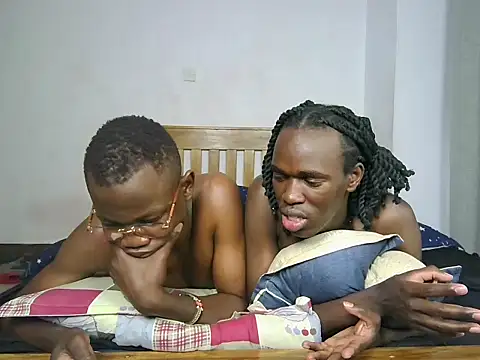 XXX chat uživo modela Larryeboy