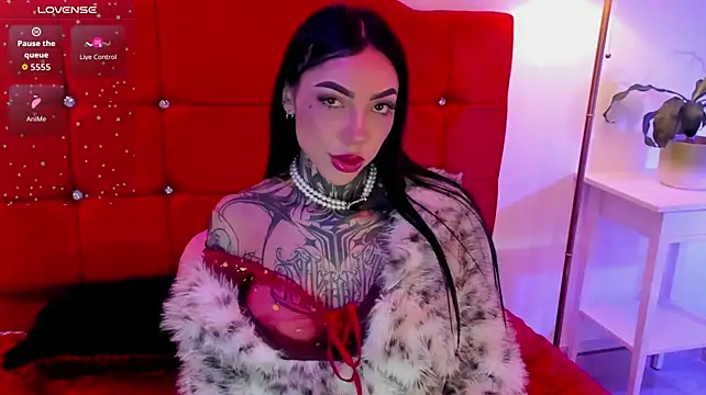 NinaVall's Live XXX Chat