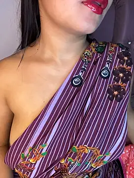 shara_queen1 webkamerás műsora