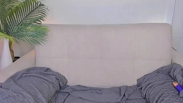 Maya_Raay Adlı Modelin Canlı XXX Sohbeti