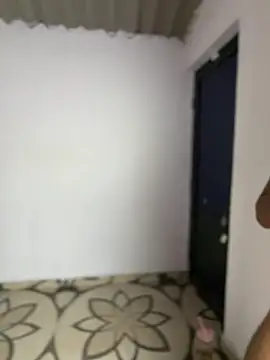 Simone_Miller 现场XXX聊天
