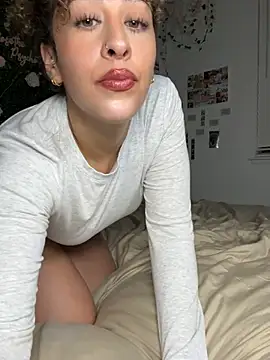 LyraCovee's Live XXX Chat