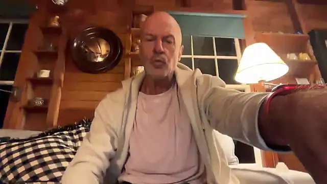 Chat +18 de Guy__Grey ao vivo