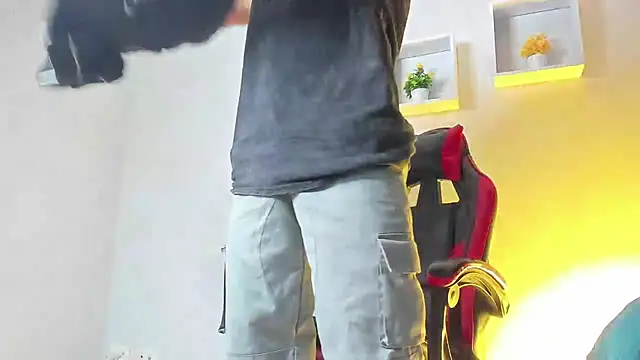 Lorenzo_Vellum Chat XXX in diretta