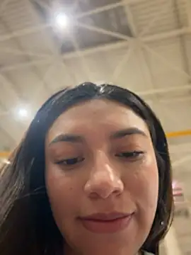 Chat +18 de CocoaGigiMuse ao vivo