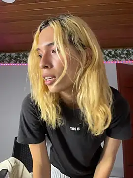 LarryCraft élő XXX-chatje