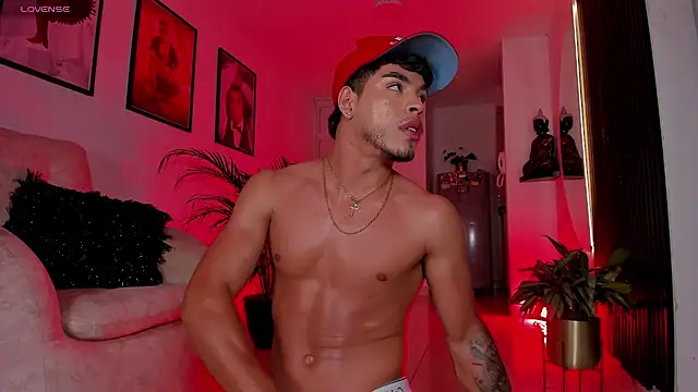 XXX chat uživo modela Ken_Boss