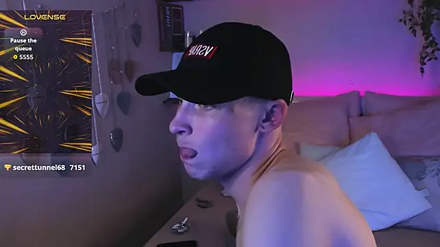 Jacob_Davidson's Live XXX Chat