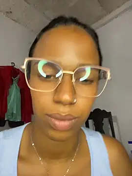 FlorSalvaje_'s Live XXX Chat