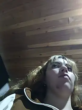 Živý XXX chat Emma_Risky-