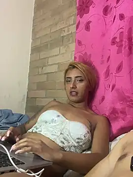 XXX chat uživo modela Dome_foxx
