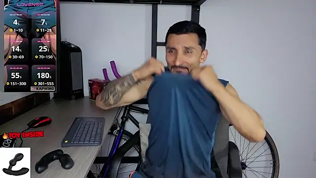 Marck_Muscle 라이브 XXX 채팅