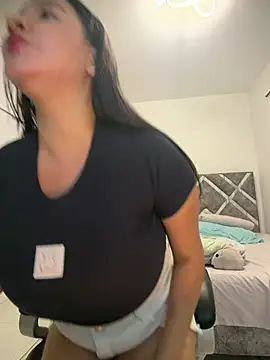 XXX chat uživo modela ValleryParker