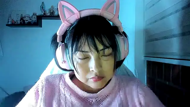 Živý XXX chat Shaddycute_