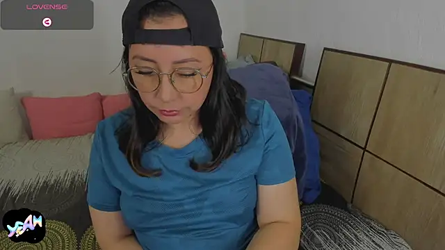 Czat XXX na żywo – ella_harry