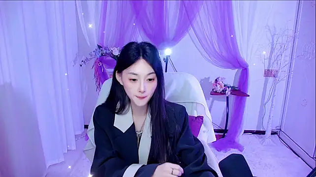 Chat +18 de Tili_Lucky ao vivo