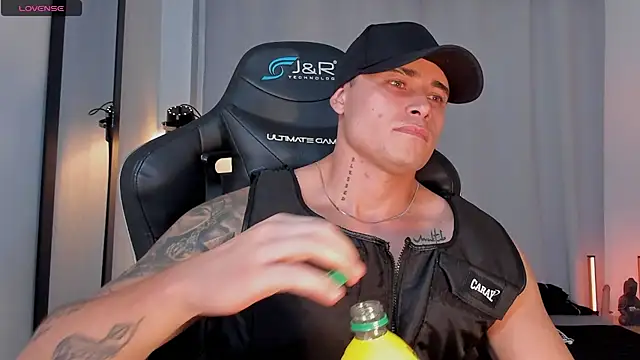 connorsmiith Adlı Modelin Canlı XXX Sohbeti