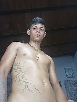 God_Eros_23cm Show in webcam