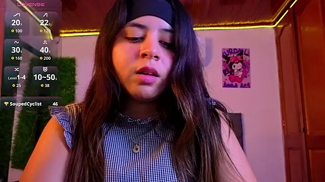 Chat +18 de IsaBluee ao vivo